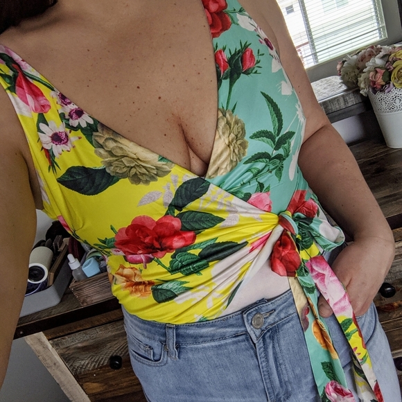 🆕🌿FLORAL BODYSUIT🌿 - Picture 12 of 13